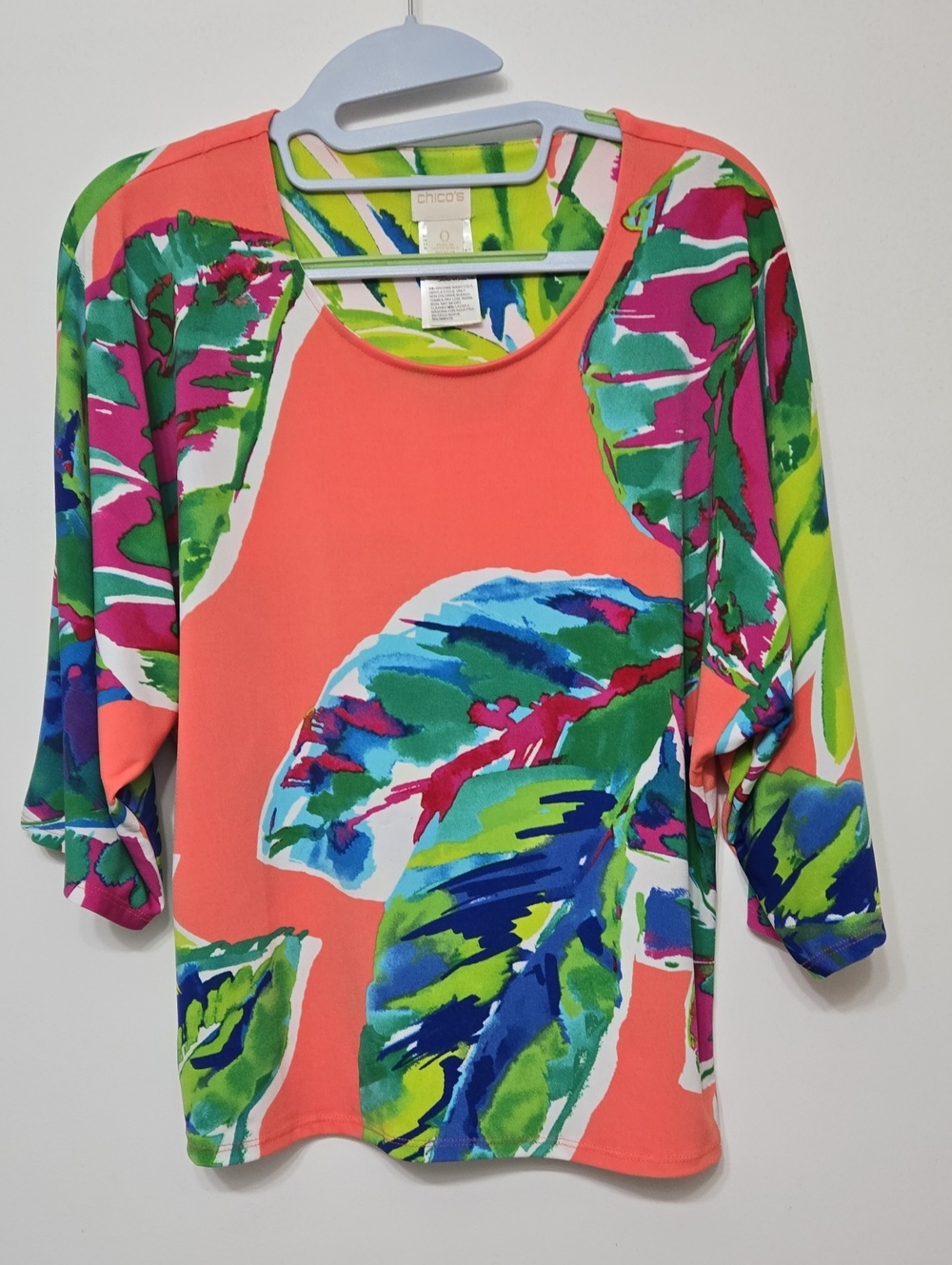 Chico's Coral Multicolor Tropical Leaf Scoop Neck Tunic